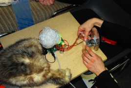 Integration Animal, life simulating object by Daphne Keramidas and Tine Tillmann